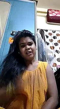 Snapshot of yoursweety09 chatting on 03-07-25, 01:53 yoursweety09 online show from 03-07-25, 01:53