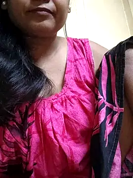 Snapshot of yoursweety09 chatting on 03-08-25, 02:23 yoursweety09 online show from 03-08-25, 02:23