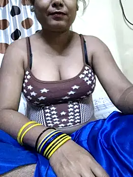 Snapshot of yoursweety09 chatting on 03-08-25, 06:05 yoursweety09 online show from 03-08-25, 06:05