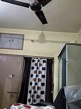 Snapshot of yoursweety09 chatting on 03-12-25, 01:47 yoursweety09 online show from 03-12-25, 01:47