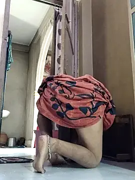 Snapshot of yoursweety09 chatting on 03-12-25, 07:46 yoursweety09 online show from 03-12-25, 07:46