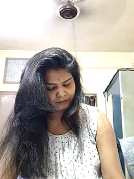 Snapshot of yoursweety09 chatting on 03-12-25, 01:51 yoursweety09 online show from 03-12-25, 01:51