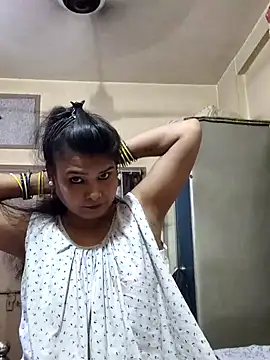 Snapshot of yoursweety09 chatting on 03-15-25, 01:18 yoursweety09 online show from 03-15-25, 01:18