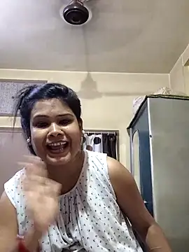 Snapshot of yoursweety09 chatting on 03-15-25, 05:26 yoursweety09 online show from 03-15-25, 05:26