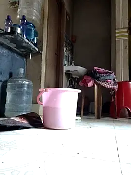 Snapshot of yoursweety09 chatting on 03-17-25, 07:24 yoursweety09 online show from 03-17-25, 07:24