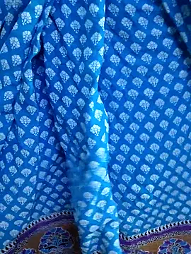 Snapshot of yoursweety09 chatting on 10-02-25, 05:42 yoursweety09 online show from 10-02-25, 05:42