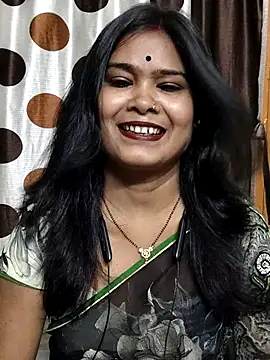 Snapshot of yoursweety09 chatting on 10-15-25, 02:06 yoursweety09 online show from 10-15-25, 02:06