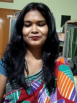 Snapshot of yoursweety09 chatting on 10-27-25, 08:18 yoursweety09 online show from 10-27-25, 08:18