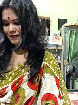 Snapshot of yoursweety09 chatting on 10-30-25, 08:16 yoursweety09 online show from 10-30-25, 08:16