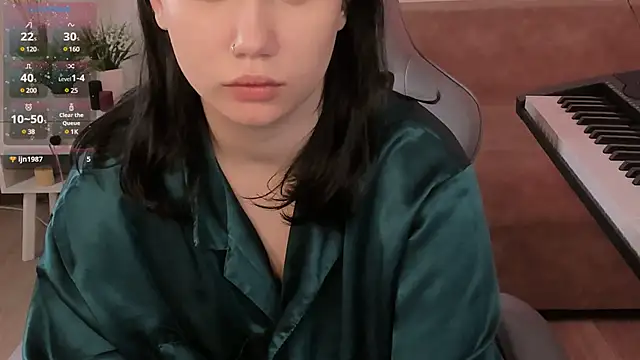 Snapshot of Alisia_Mars chatting on 01-27-25, 08:51 Alisia Mars online show from 01-27-25, 08:51