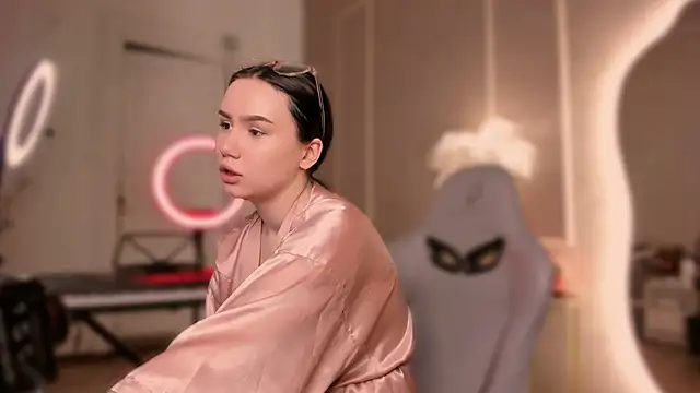 Snapshot of Alisia_Mars chatting on 02-22-25, 11:57 Alisia Mars online show from 02-22-25, 11:57