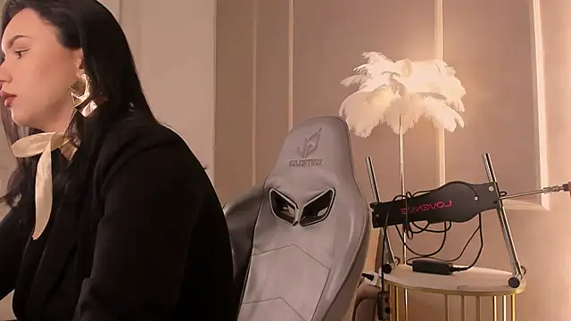 Snapshot of Alisia_Mars chatting on 03-09-25, 05:44 Alisia Mars online show from 03-09-25, 05:44