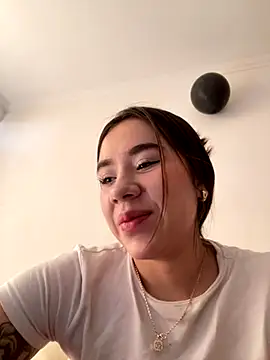 Im Valen Cute online show from 11-10-25, 06:29