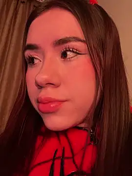 Im Valen Cute online show from 12-21-25, 03:35