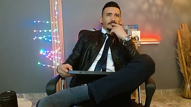 Reiko 85  online show from 02-17-26, 02:35