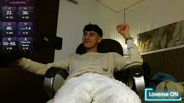 Dyla n18 online show from 01-16-26, 08:24