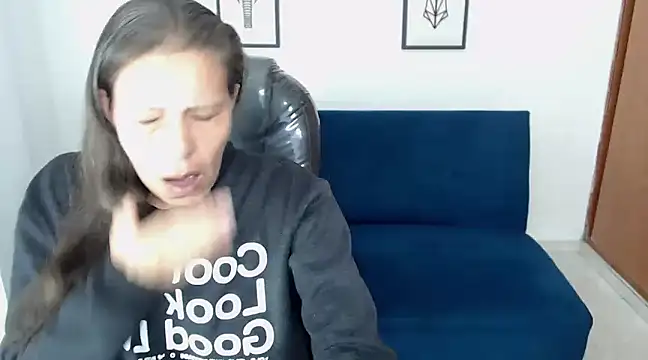 Milf karlye online show from 12-10-24, 10:06