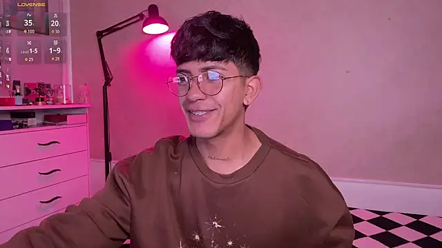 teobowny  online show from 09-30-25, 12:32