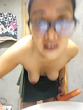 Vanessagirld online show from 03-01-25, 04:15