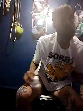 Whipit323 online show from 12-26-24, 08:39