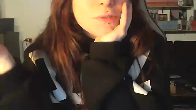 complicata mente online show from 01-31-25, 03:55