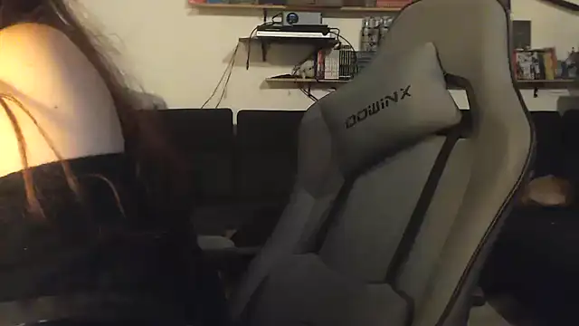 complicata mente online show from 02-02-25, 07:09