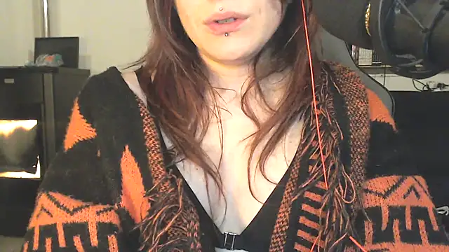 complicata mente online show from 03-06-25, 10:36