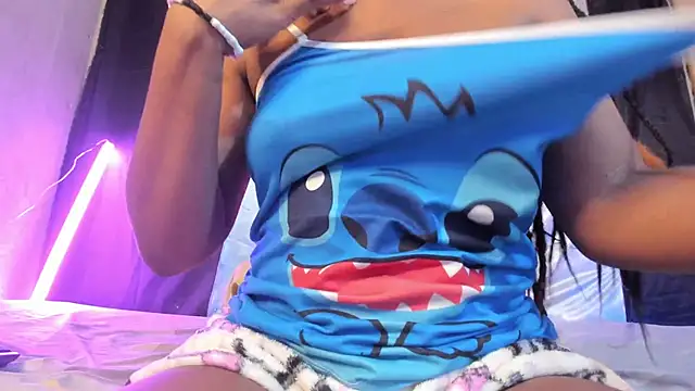 Snapshot of DeisyHarper chatting on 12-24-24, 10:55 DeisyHarper online show from 12-24-24, 10:55