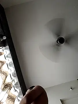 Punekarmanoj97 online show from 03-01-25, 08:13