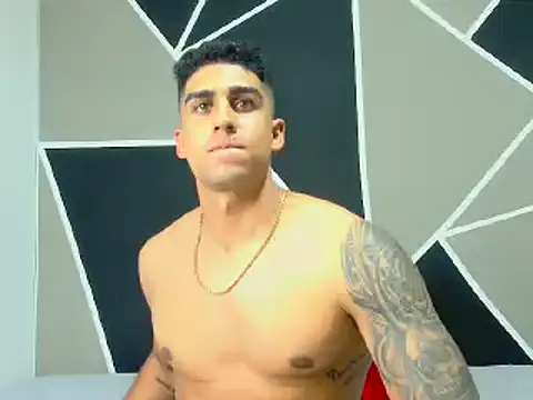 Snapshot of astrom_greyy chatting on 12-19-24, 02:34 astrom greyy online show from 12-19-24, 02:34