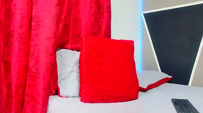 Snapshot of astrom_greyy chatting on 01-25-25, 05:51 astrom greyy online show from 01-25-25, 05:51