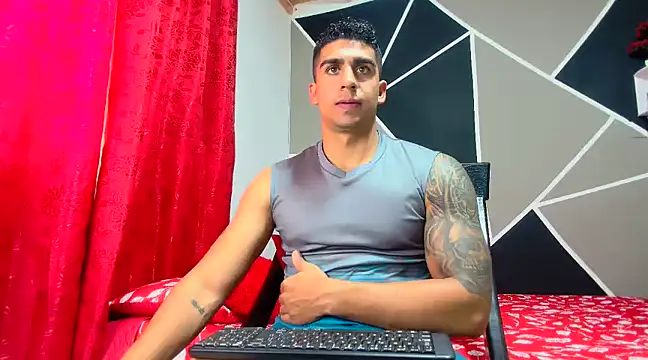 Snapshot of astrom_greyy chatting on 03-03-25, 07:39 astrom greyy online show from 03-03-25, 07:39