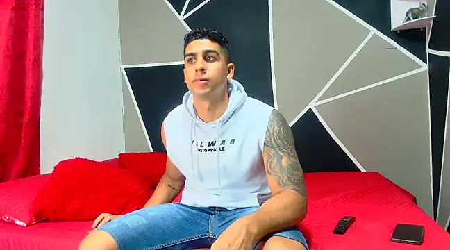 Snapshot of astrom_greyy chatting on 03-15-25, 09:38 astrom greyy online show from 03-15-25, 09:38