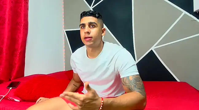 Snapshot of astrom_greyy chatting on 03-22-25, 12:06 astrom greyy online show from 03-22-25, 12:06