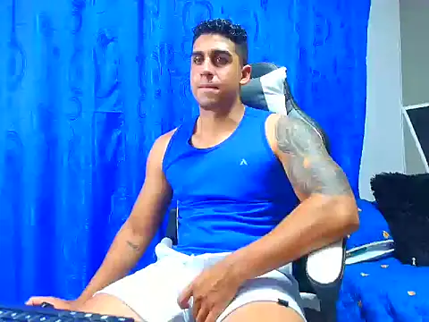 Snapshot of astrom_greyy chatting on 09-22-25, 08:11 astrom greyy online show from 09-22-25, 08:11