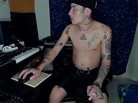 Snapshot of patrik_tattoo_ chatting on 02-02-25, 08:46 patrik tattoo online show from 02-02-25, 08:46