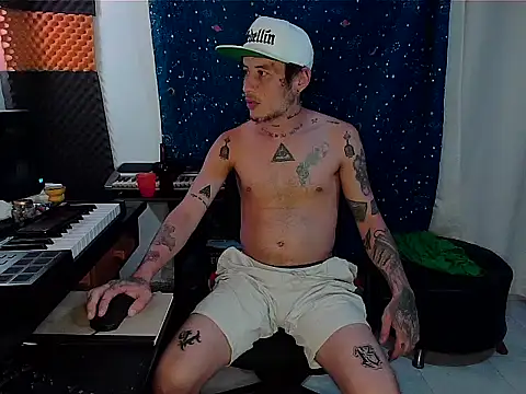 Snapshot of patrik_tattoo_ chatting on 02-23-25, 02:29 patrik tattoo online show from 02-23-25, 02:29