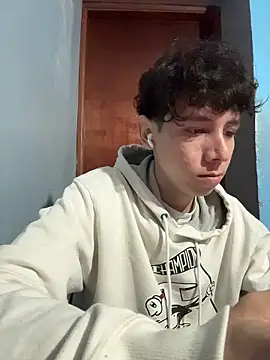 Omaaaaaaa00001 online show from 11-28-25, 05:04