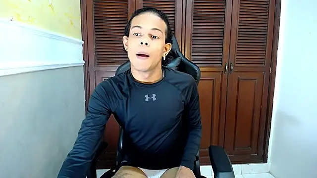 rose Skinny  online show from 10-07-25, 12:41