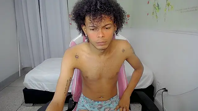 rose Skinny  online show from 12-21-25, 04:36