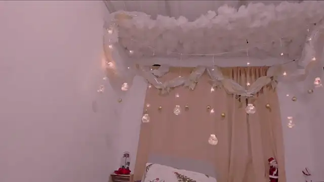 Lauu G online show from 12-29-24, 03:11