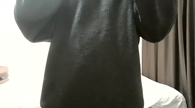 YU-KI00 online show from 03-08-25, 12:41