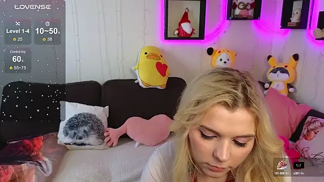 Snapshot of Kate_Legend chatting on 03-22-25, 05:06 Kate Legend online show from 03-22-25, 05:06