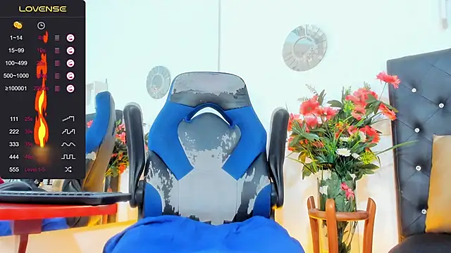 Snapshot of _Sophia_16 chatting on 01-09-25, 01:18 Sophia 16 online show from 01-09-25, 01:18