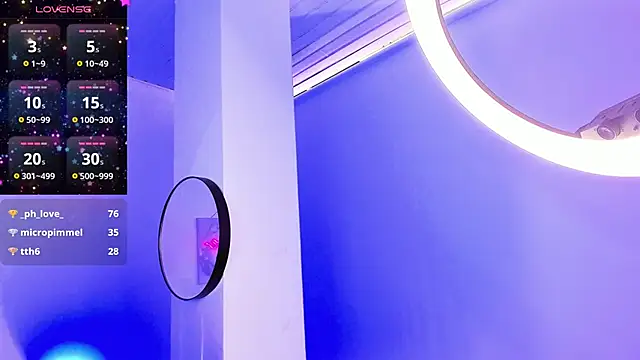 Snapshot of blackberrys_ chatting on 01-10-25, 03:06 blackberrys online show from 01-10-25, 03:06