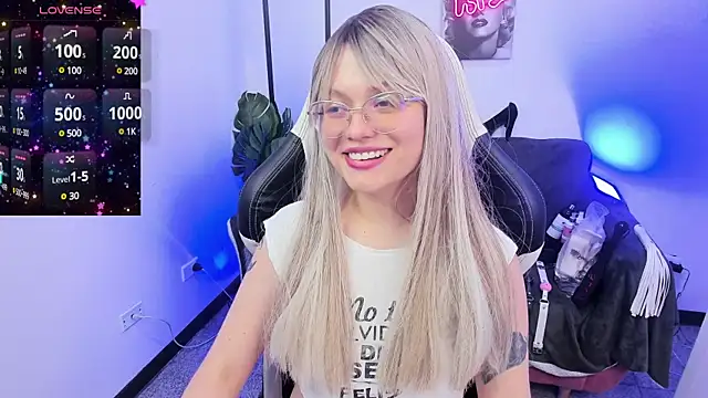 Snapshot of blackberrys_ chatting on 02-05-25, 04:47 blackberrys online show from 02-05-25, 04:47