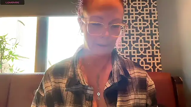 MelodyRoseUk online show from 10-28-25, 11:58