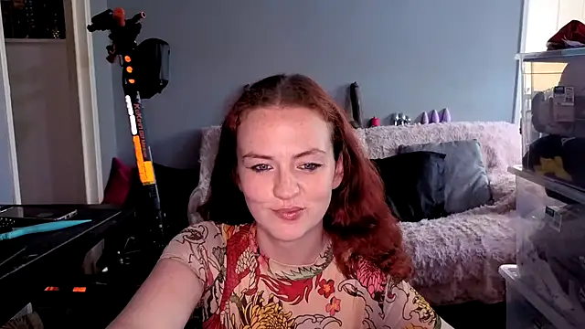 ENGLISHEMILY 69 online show from 10-09-25, 11:41