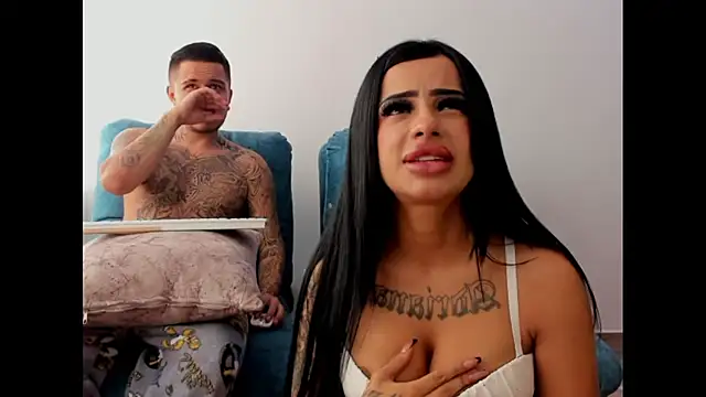 Snapshot of tamy_ian chatting on 11-19-25, 02:50 tamy ian online show from 11-19-25, 02:50