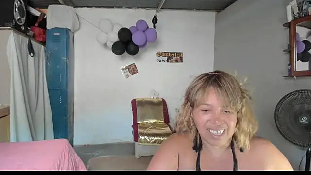 anubys godes online show from 09-28-25, 03:50